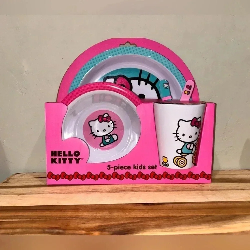 Hello Kitty 5 piece children’s dish set. 100% Melamine. Made by Sanrio - Picture 2 of 6